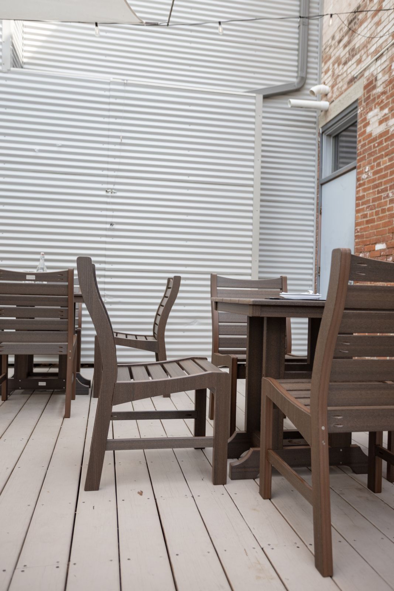 Berlin Gardens Bristol dining set with GC 33 Square Table in Brazilian Walnut